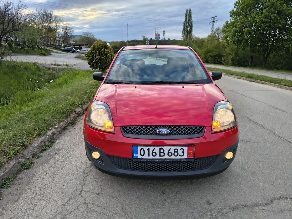 Форд Фиеста 1.4 дизел 2006г.