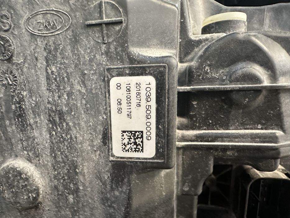 Ляв Десен Adaptive Headlights Фарове за бмв г30 г31