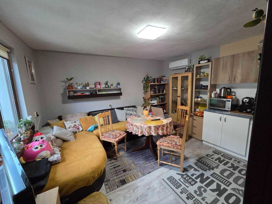 Продава се Къща в Казанлък - 54 кв.м за 1417 €/кв.м - Снимка #1