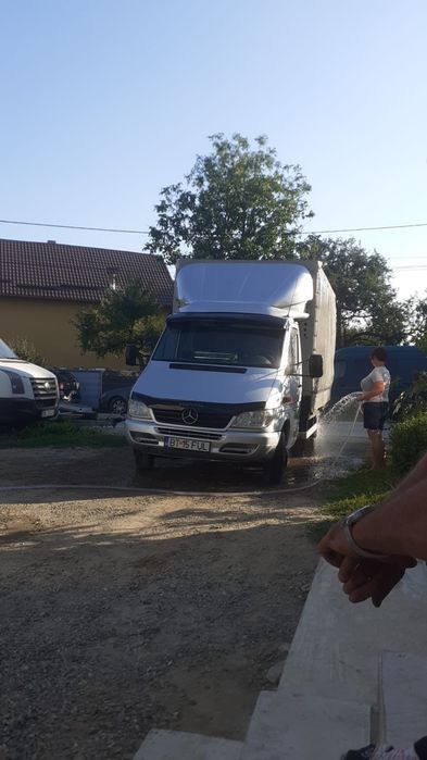 Mercedes sprinter 413, schimb cu oi sau miei