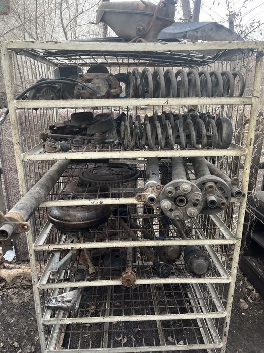 Запчасти на мерседес