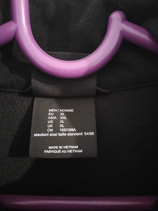 Ветровка Jack Wolfskin черный