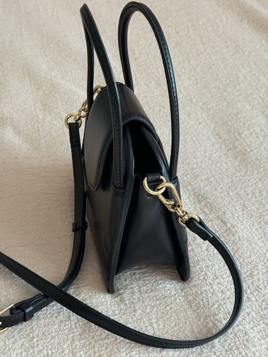 Черная мини сумка Zara