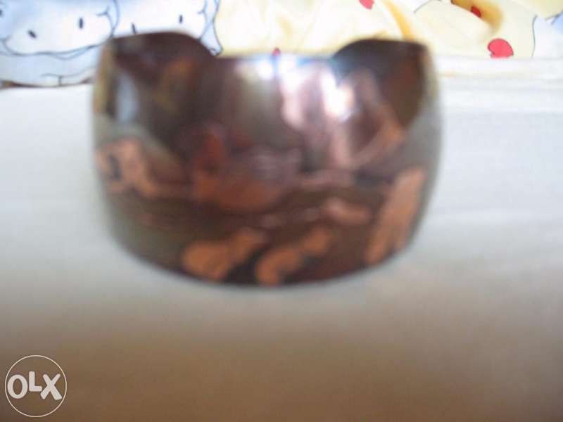 медна гривна с много красив мотив-цвете