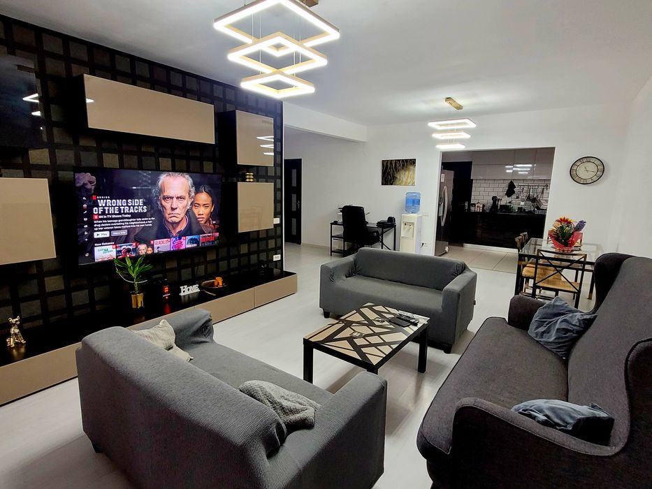 Proprietar Vand casa 2021, 4 camere, 2 bai, 300 mp teren