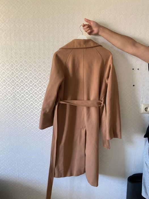 Продам пальто демисезонное