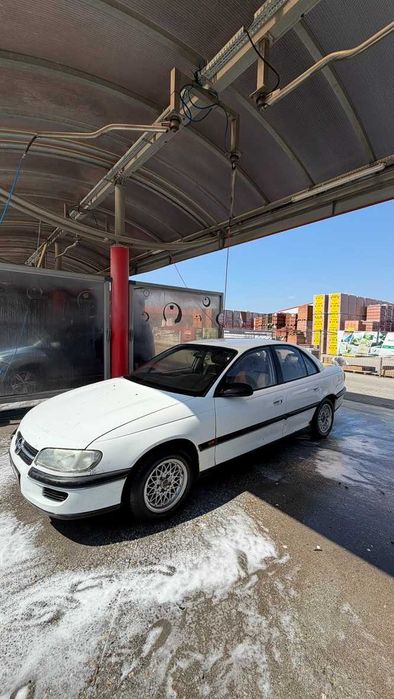 Opel Omega B 2.0 Benzină + GPL