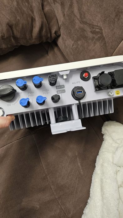 Invertor Huawei Model L1 Nou, 2 kW, Monofazat - Garantie 10 ani