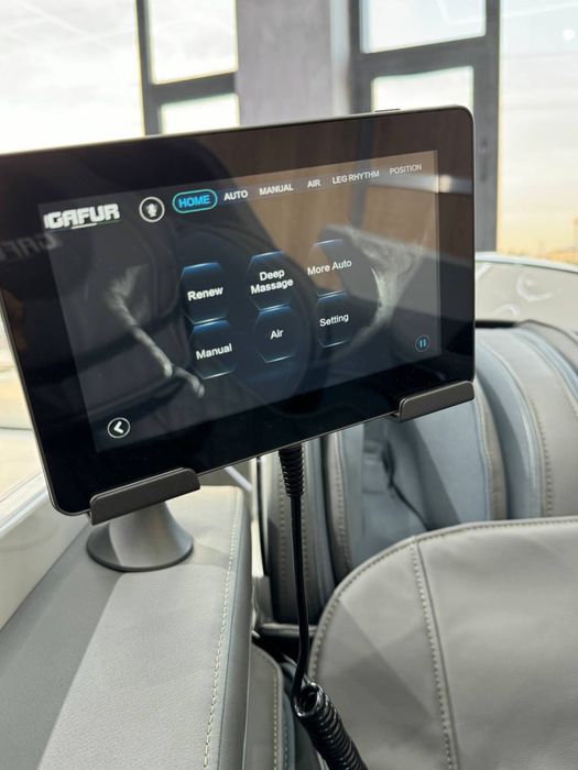 Massajniy kreslo Adiks