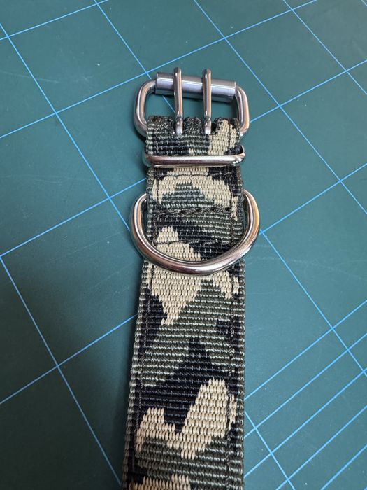 Zgarda pentru caine,material chinga