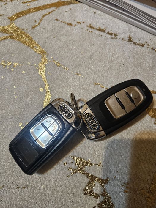 Оригинални ключове за Audi C7 2011god