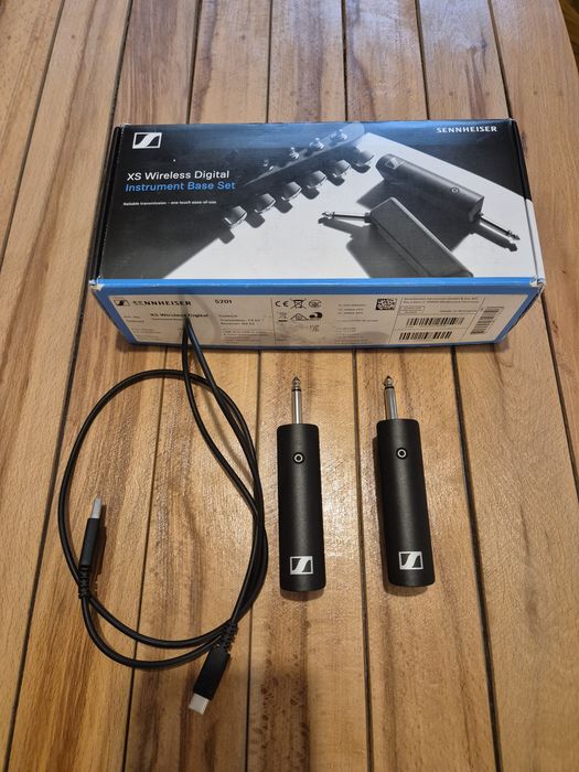 Wireless Sennheiser XSW-D Instrument Base Set, în garanție