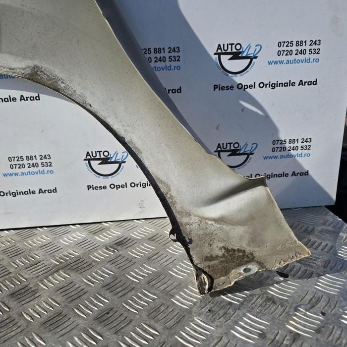 Aripa fata dreapta Opel Zafira B