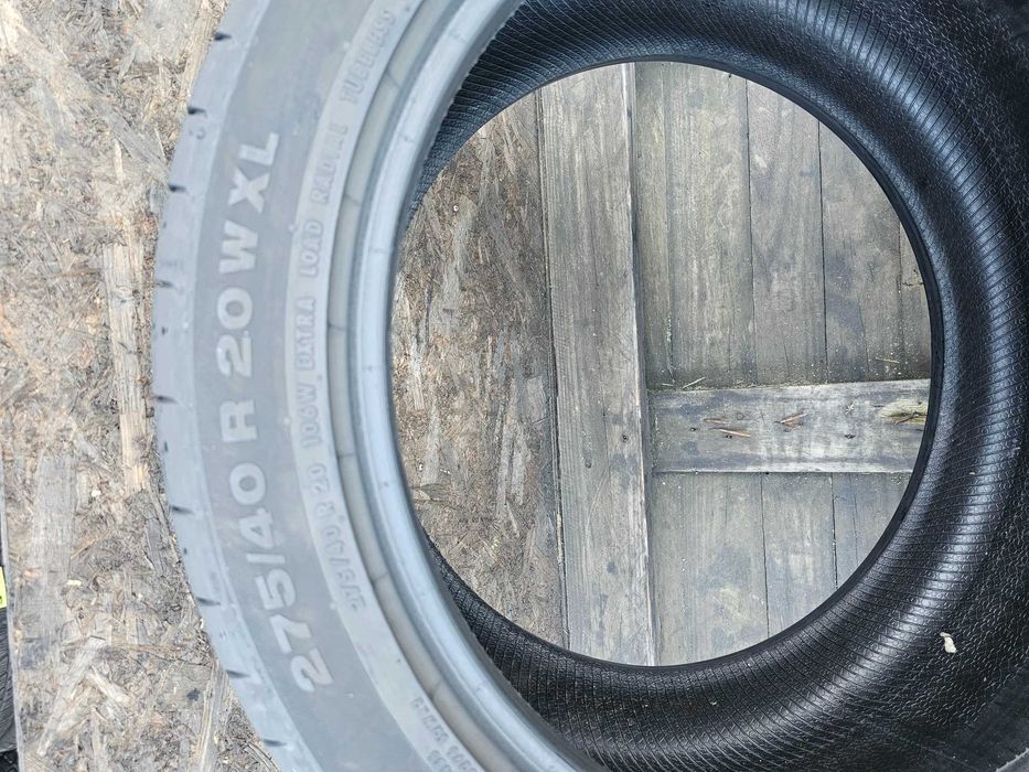 Anvelope in 2 Marimi 315 35 20/ 275 40 20