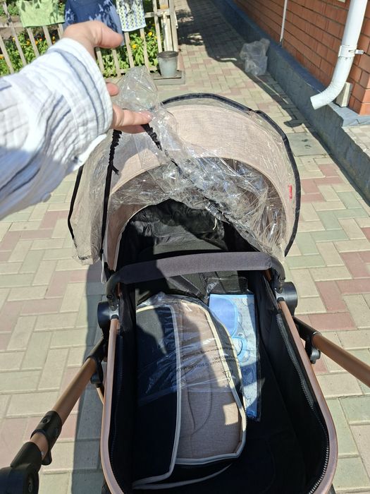 Продам детскую коляску