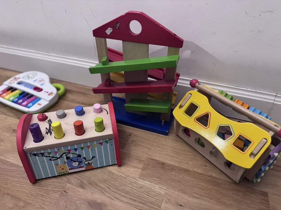 Детски играчки, сортери- дървени и други