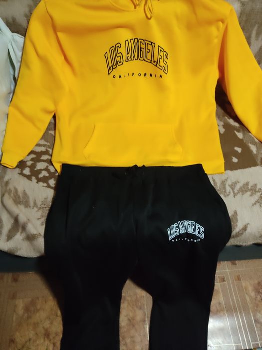 Костюм спортивный