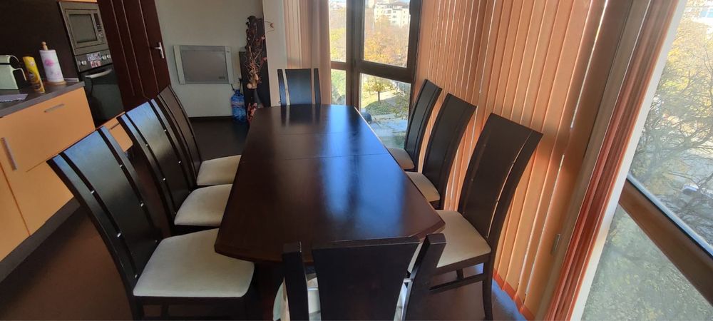 Кухненска маса със 8 стола