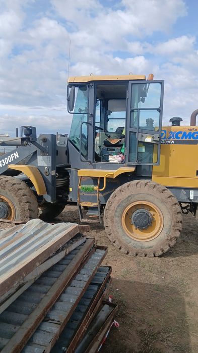 Продам погрузчик