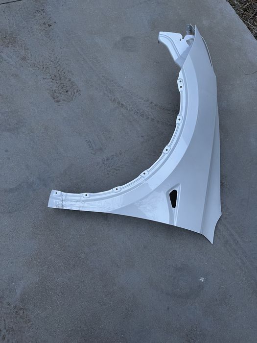 Калник Tesla Model Y