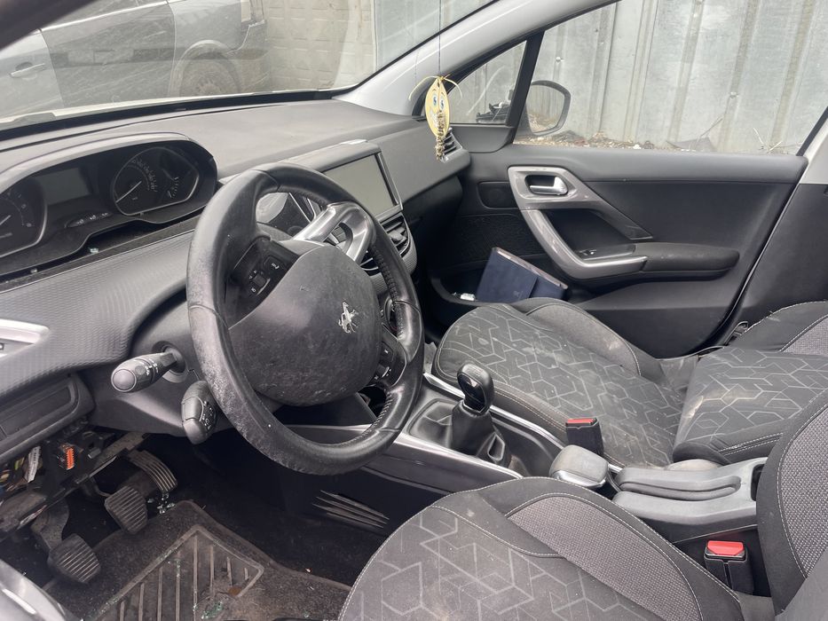 Peugeot 2008 1.6HDI на части