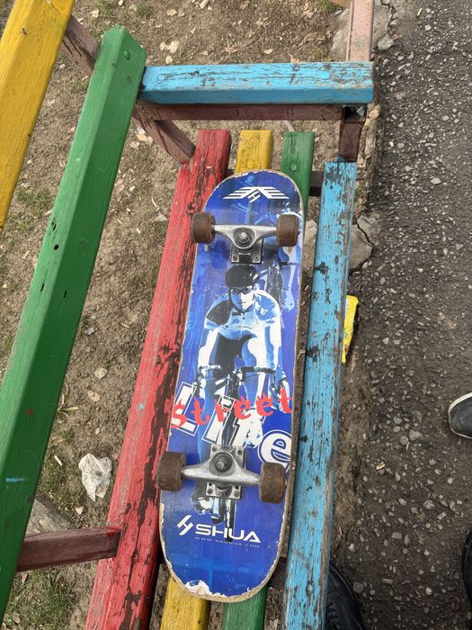 Скейтборд в хорошем состоянии