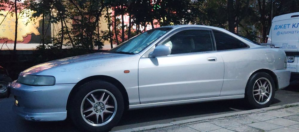 Honda Integra 1.6 zc автомат