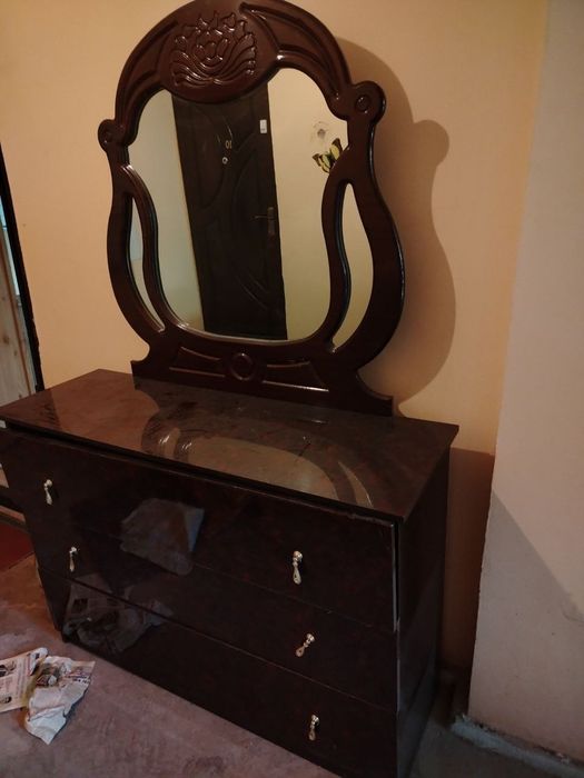 Ойналик тумба сотиладиХолати яхши