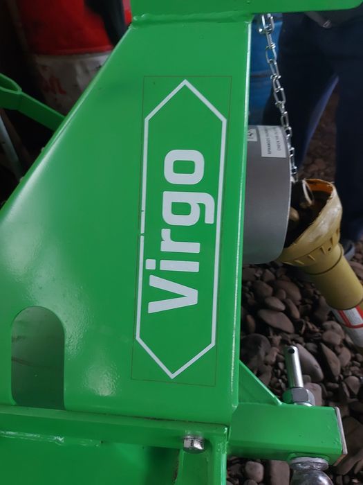 Freză agricolă tractor