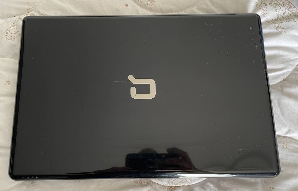 Laptop HP Compaq Presarii