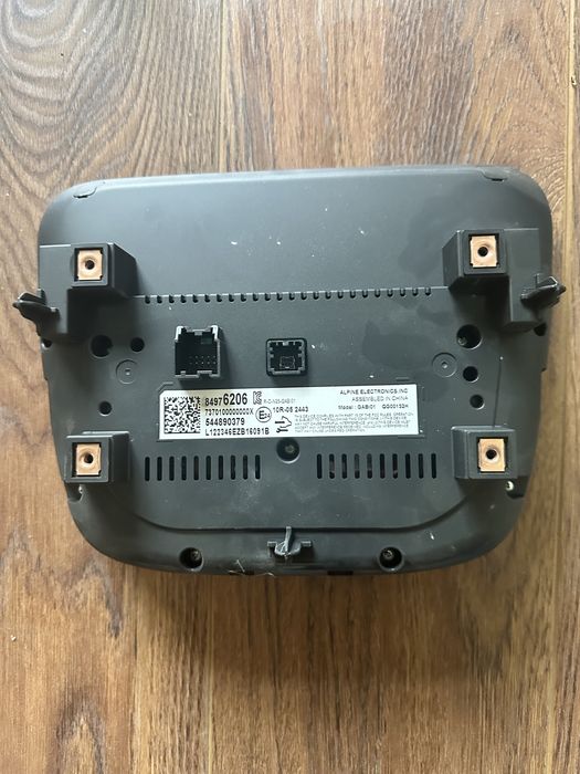 malibu equinox monitor sotiladi
