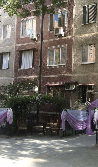 Своя Под офис 1-линия вдоль дороги 1-этаж 5-квартал 3-комн