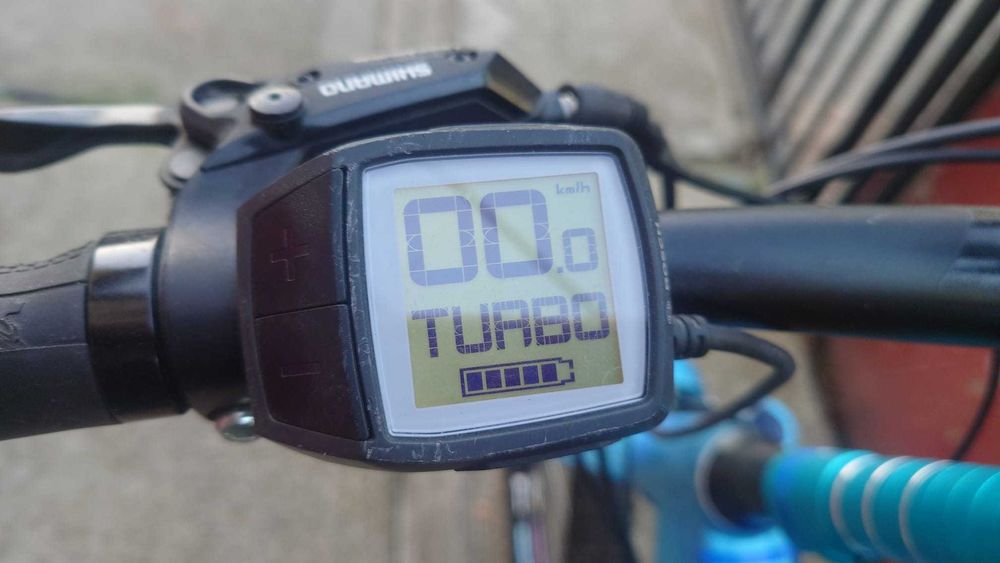 Bicicleta MTB Electrica EMTB Bulls motor Bosch performance CX