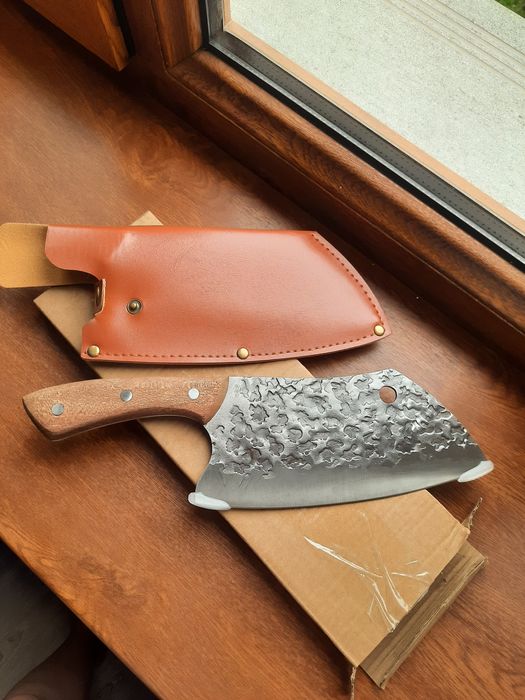 Продаю нож топорик