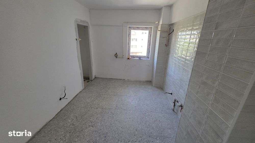 Vand ap cu 3 camere zona centrala