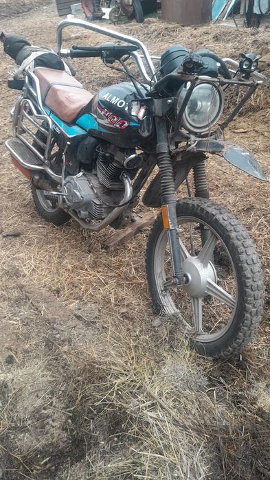 Мотоцикл 200 куб