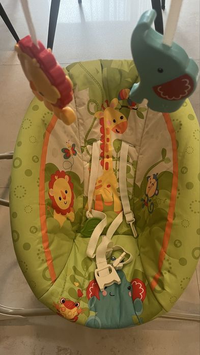 Fisher-Price електрическа люлка 2-в-1 | 6 скорости | 10 мелодии | до 9 кг | Отлично състояние