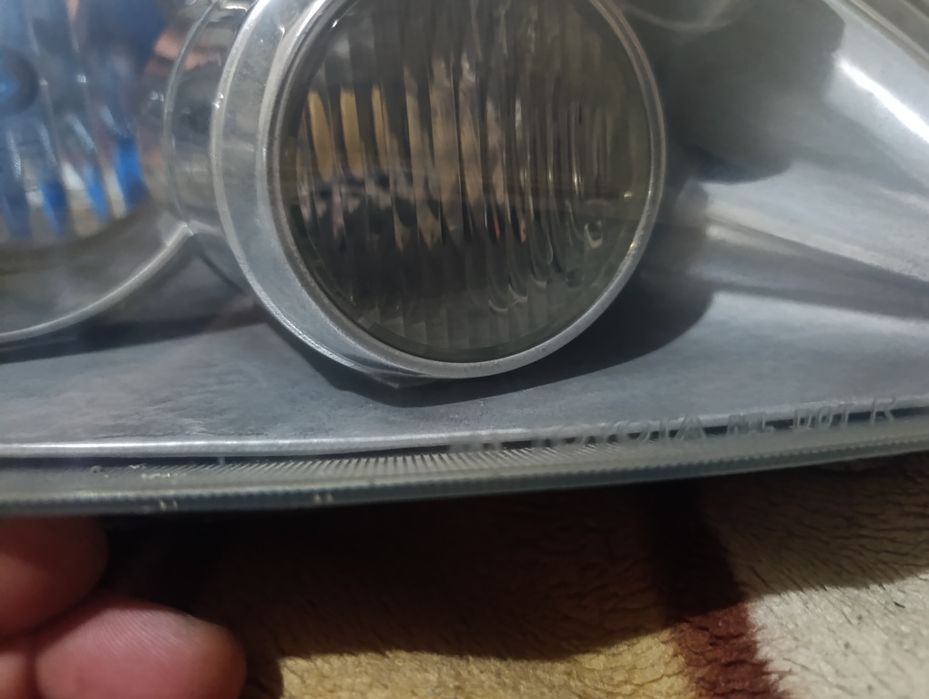 Фары на Тойота Камри 35