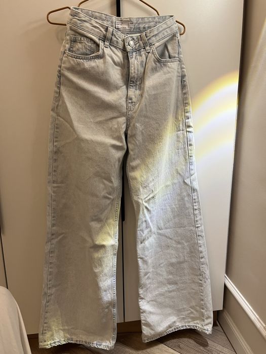 Джинсы Bershka XS-S