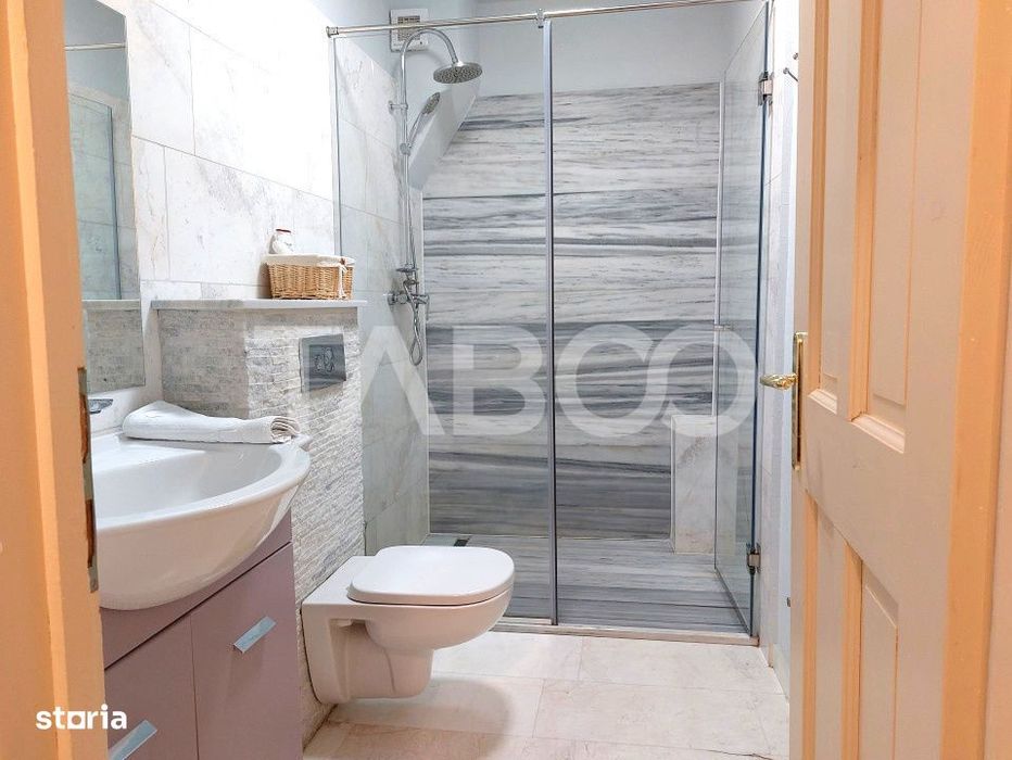 Garsoniera de inchiriat la casa camera bucatarie baie Lidl Cisnadie