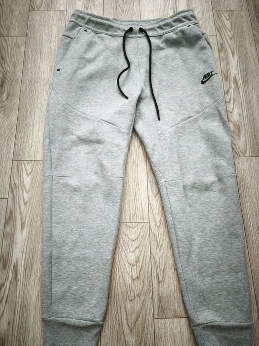 спортивный костюм nike tech