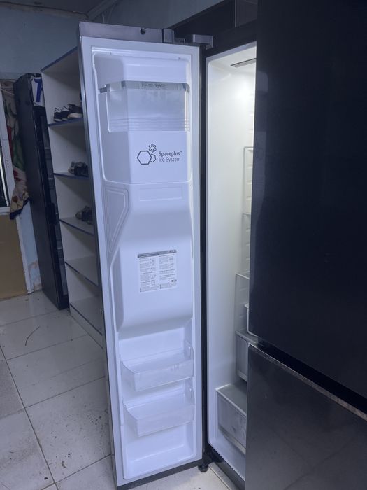 СРОЧНО Продам Холодильник LG