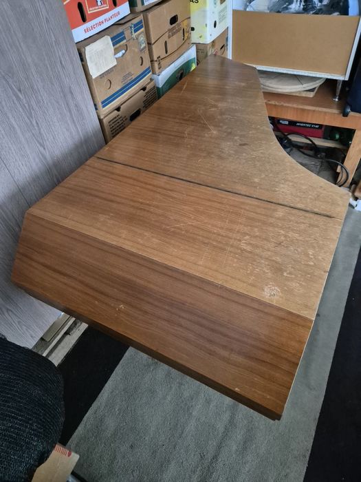 Mini pian lemn vintage Sunați