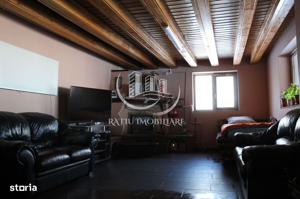 Proprietate rară | 4458 mp teren intravilan | Casă solidă, natură, lin