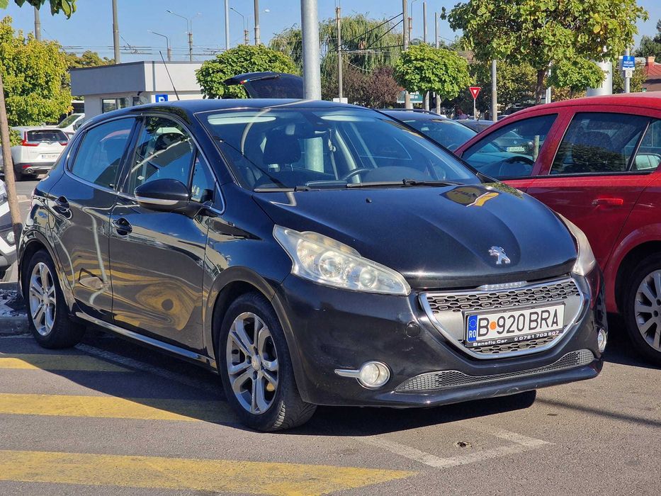 PEUGEOT 208 2012 — imagine 2