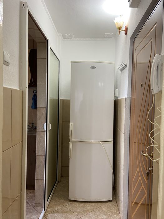 Proprietar - 2 camere stradal Ionel Fernic bloc N16, Etaj 3, BALCON MARE CU ACTE, Centrală, Mobilat/Utilat/Complet.