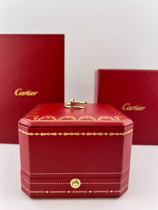 Кольцо Cartier Juste un Clou