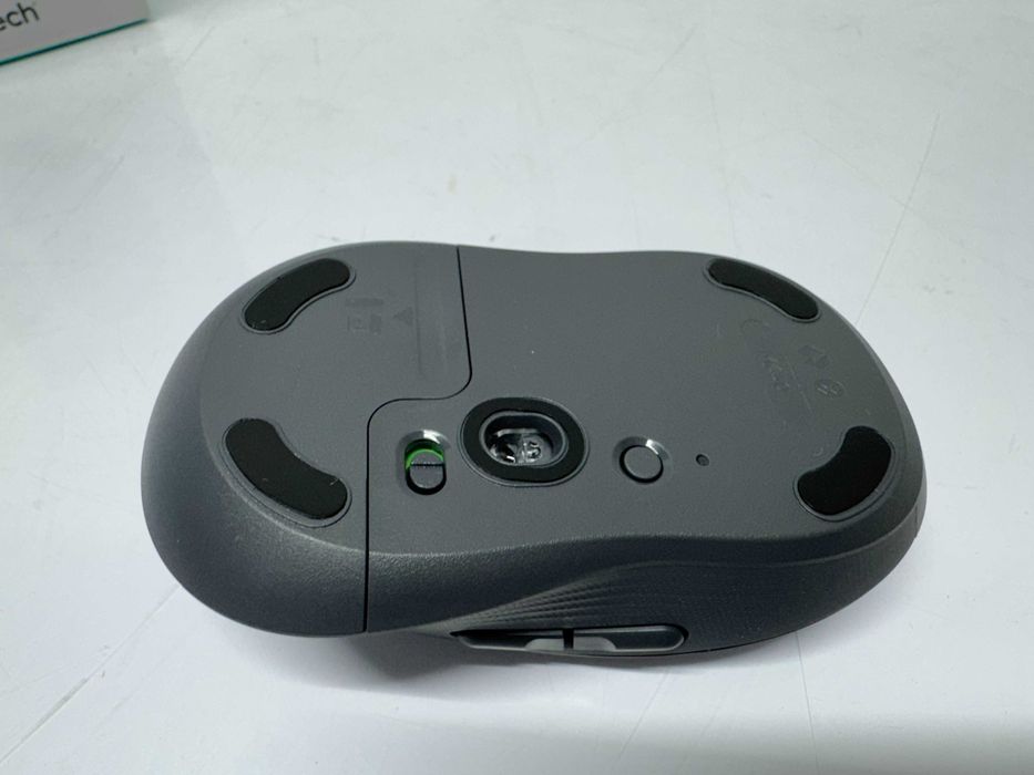 Мишка Logitech Signature M650