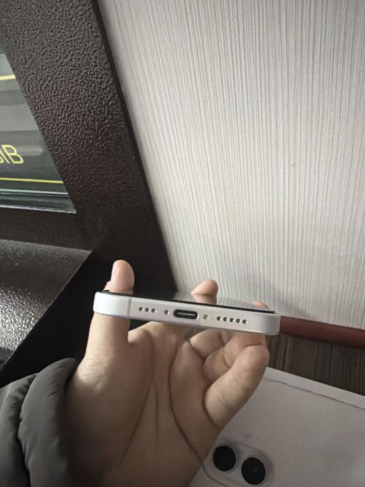 Iphone 16 на гарантии