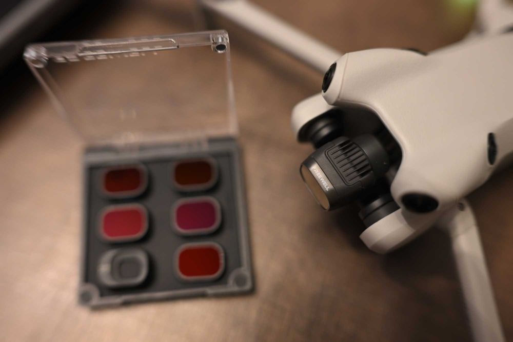 DJI Mini 4 Pro Drona 4 K Fly More Combo + DJI RC 2 + filtre Freewell!